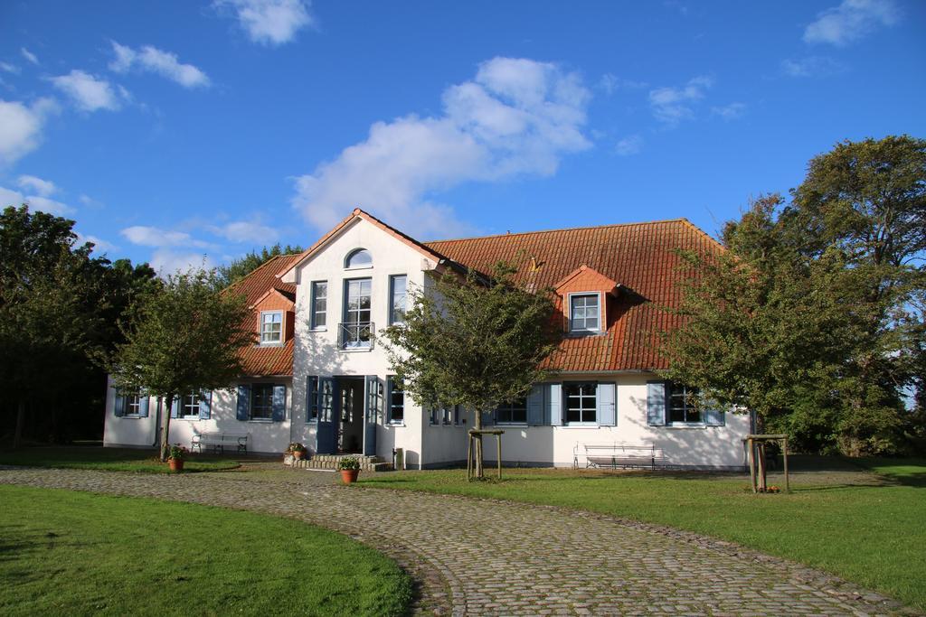 Hofgut Wollin Gmbh *