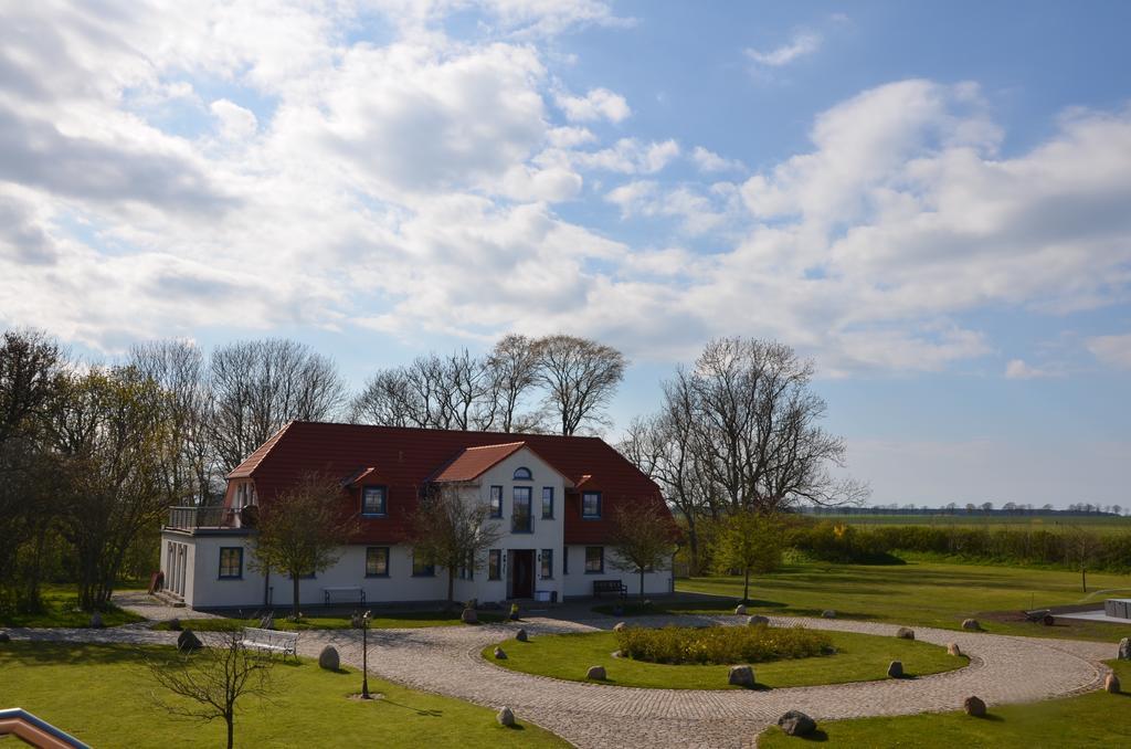 Apartment Hofgut Wollin Gmbh *